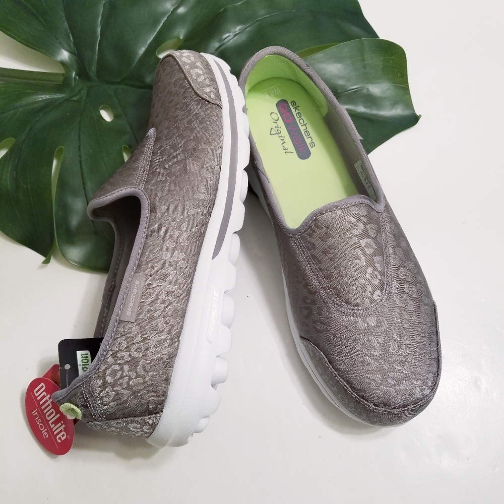 Skechers GOwalk Ortholite Champagne Cheetah Print Shoes Size 8.5